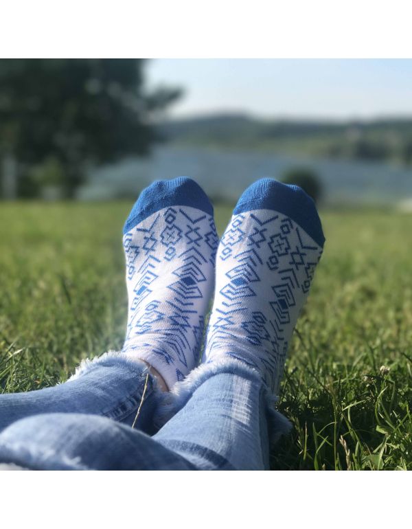 Veselé ponožky Čičmany členkové modré